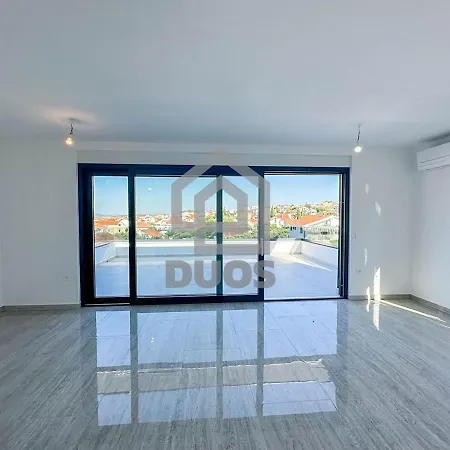 Apartment Amica Living Murter Murter