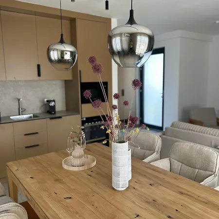 Penthouse Amicaliving Appartamento *